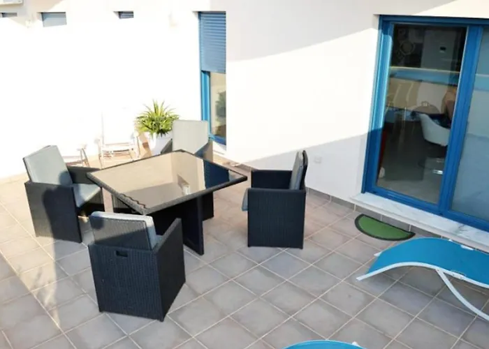 Moderno En Denia, 2 Habitaciones, Frente Al Mar - Es-373-12 Apartamento