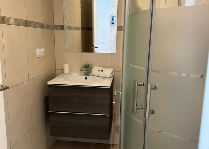 Apartamento Moderno En Denia, 2 Habitaciones, Frente Al Mar - Es-373-12